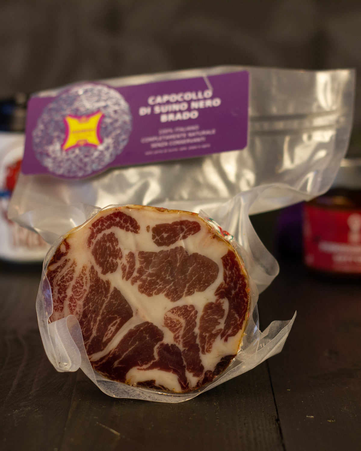 Box Natale Aperitivo al lago Hammm: Capocollo di suino nero brado, in primo piano