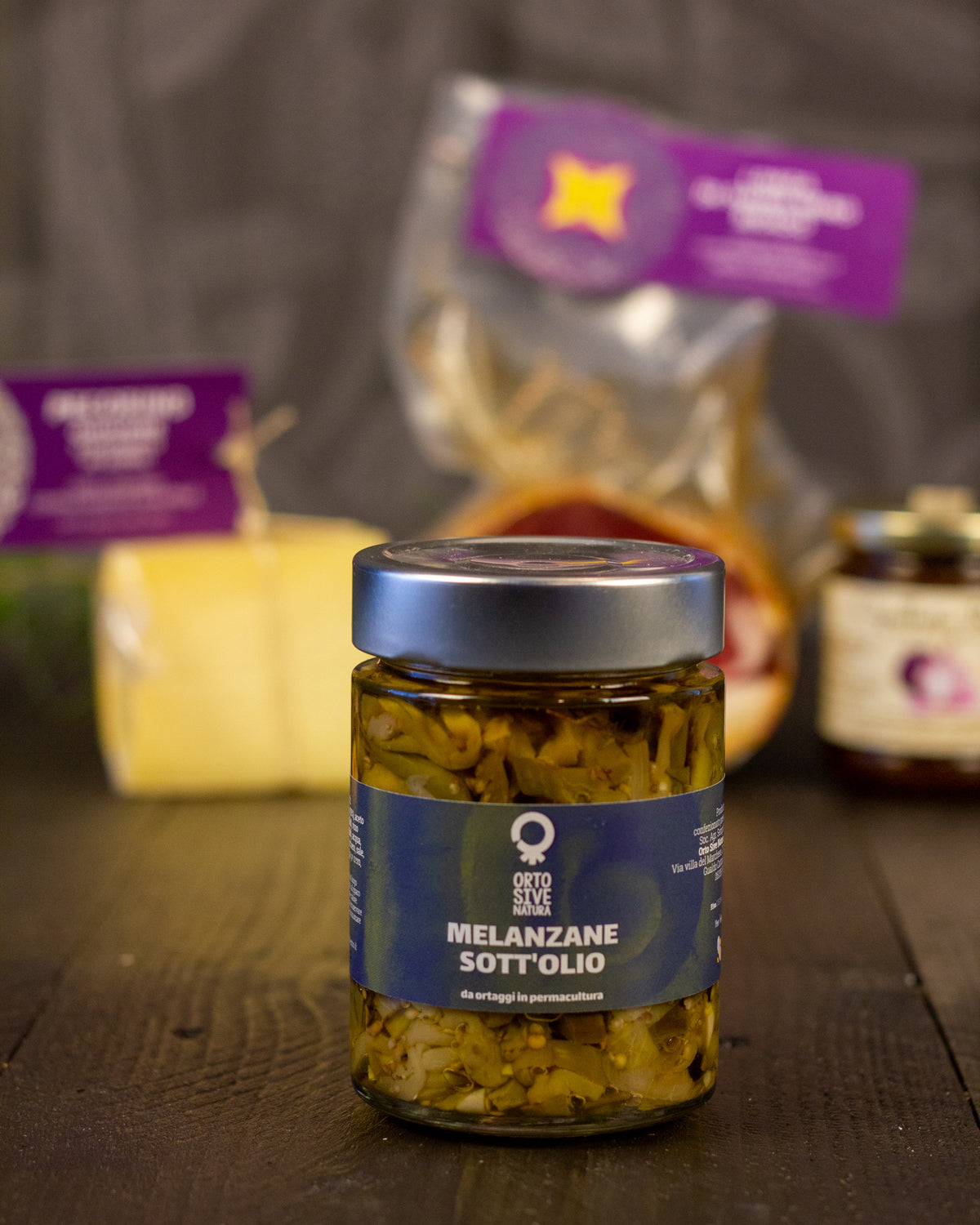 Box Natale Aperitivo sul divano Hammm: Melanzane sott'olio, vista ravvicinata