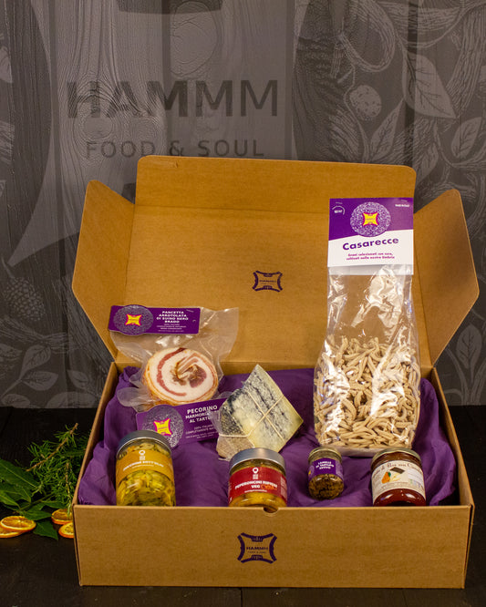 Box Natale Cena degli auguri Hammm: confezione regalo aperta con i prodotti della selezione