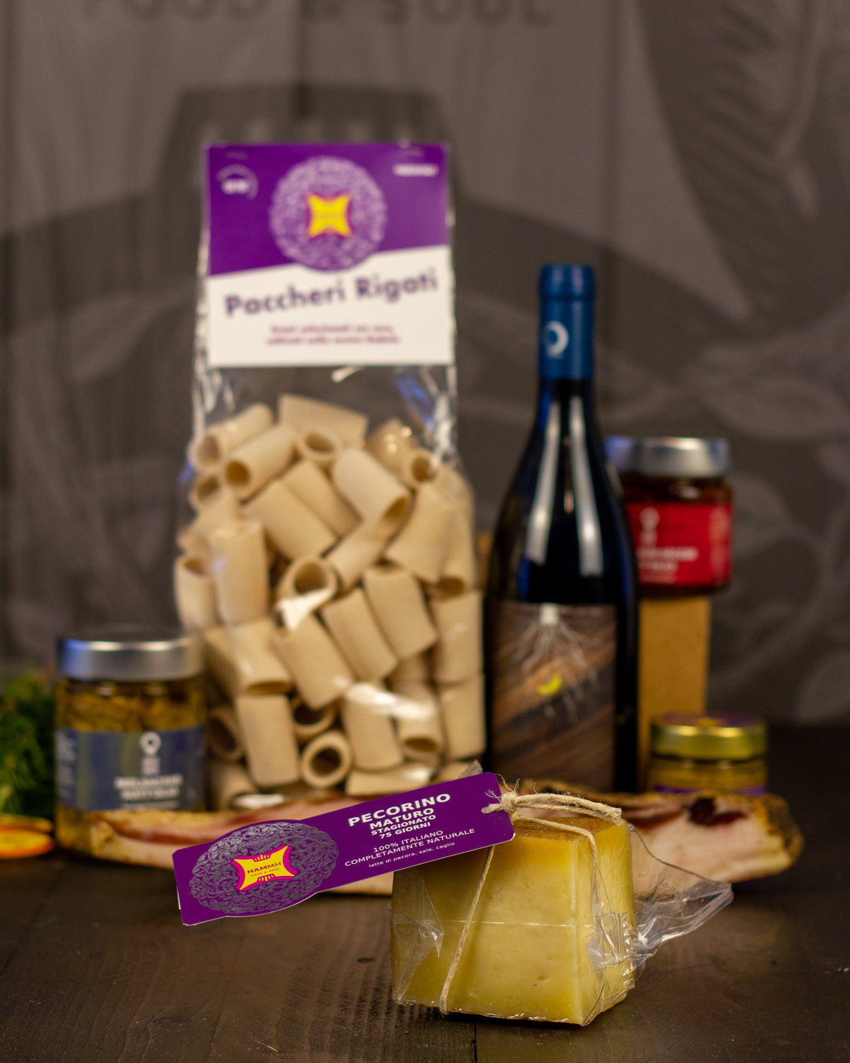 Box Natale Cena in famiglia Hammm: i prodotti della box sul tavolo