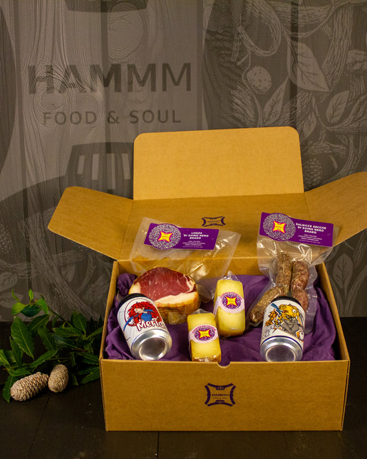 Box Natale Tagliere con amici Hammm: confezione regalo aperta con i prodotti della selezione